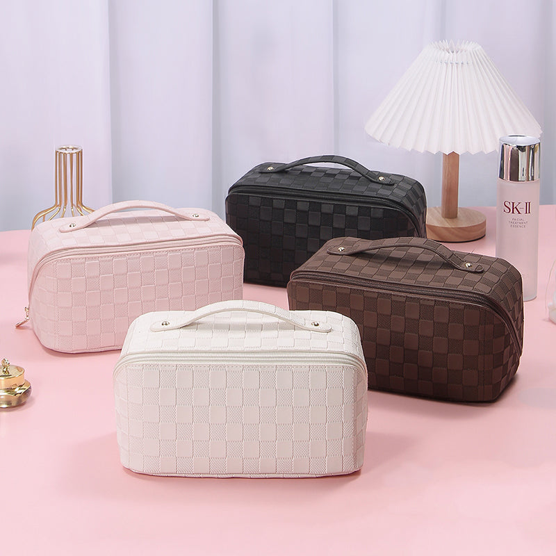 Vintage Pattern Handheld Makeup Bag