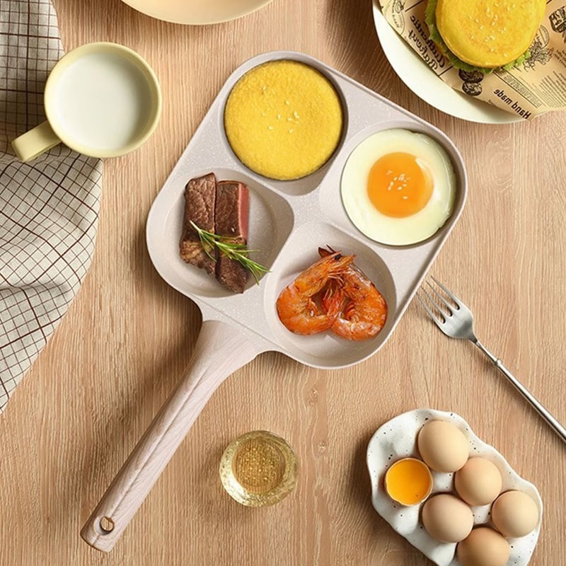 Universal 4-Cup Egg Frying Pan