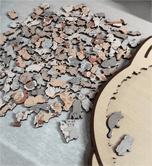 135-Piece Cat-Shaped Wooden Puzzle