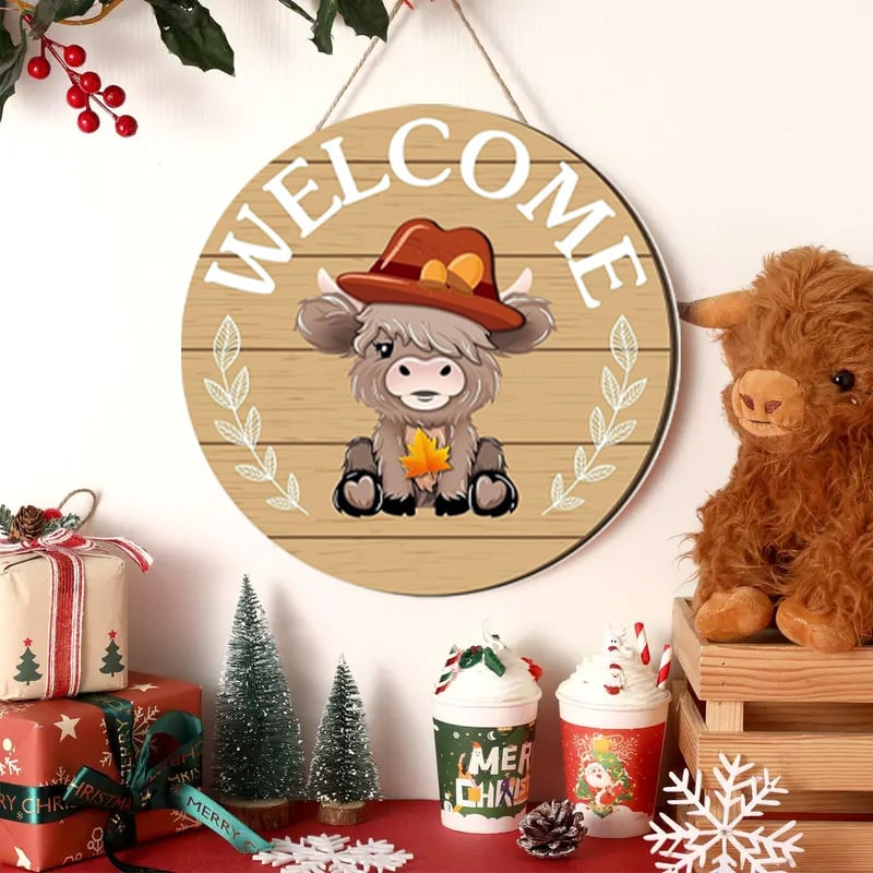DIY Wooden Christmas Highland Bull Welcome Sign
